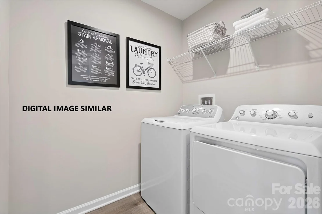 Photo of 640 Maplin Gardens Street