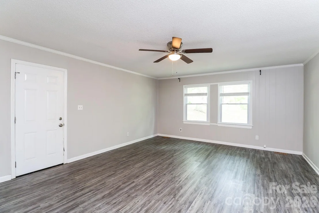 Photo of 6424 Springfield Drive