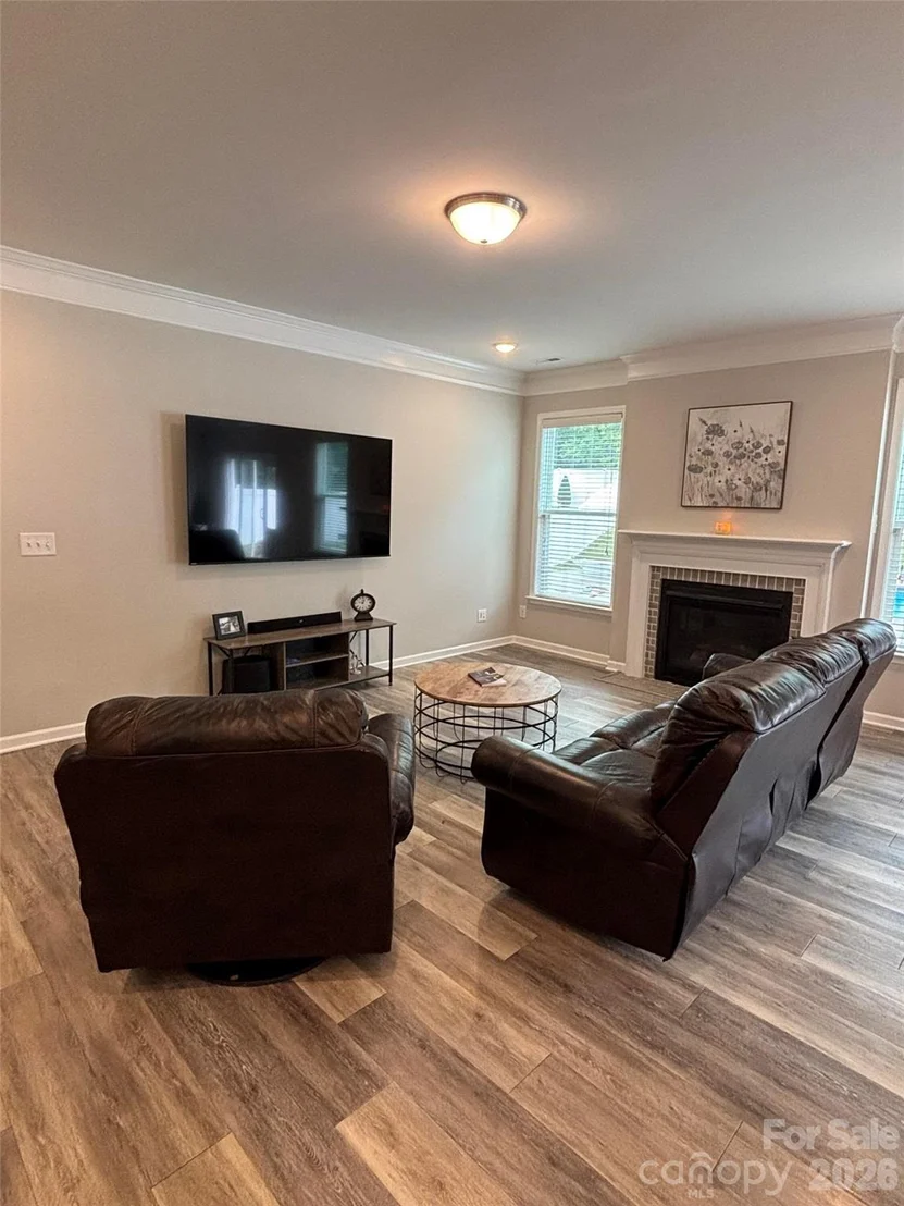 Photo of 5057 Devonshire Road