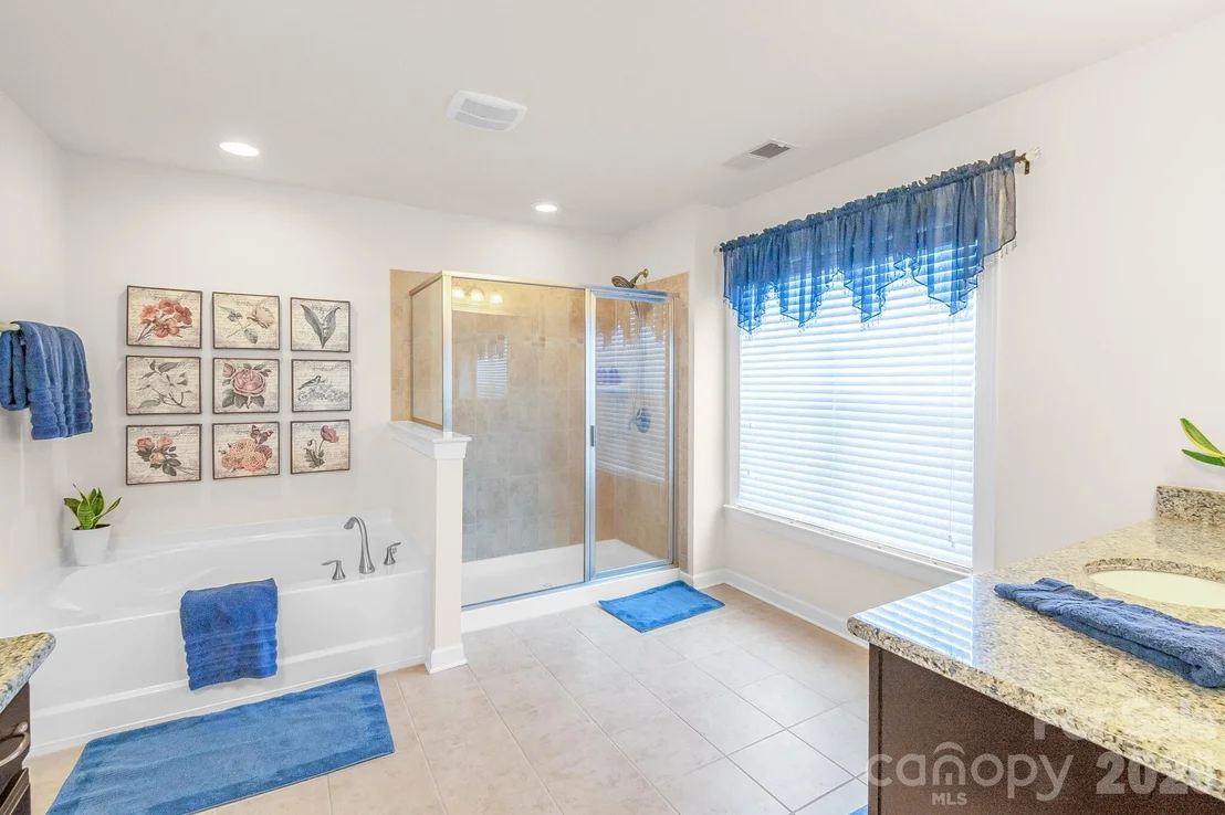Photo of 2083 Topaz Plaza