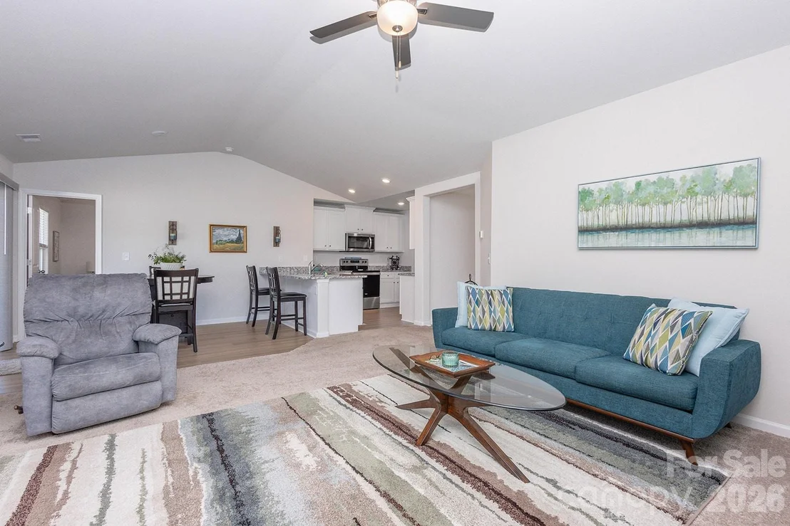 Photo of 410 Apex Circle