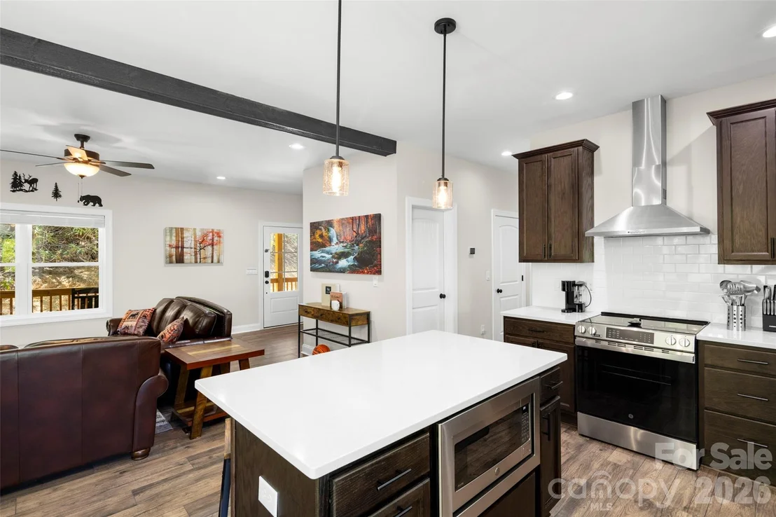 Photo of 233 Arcadia Falls Way