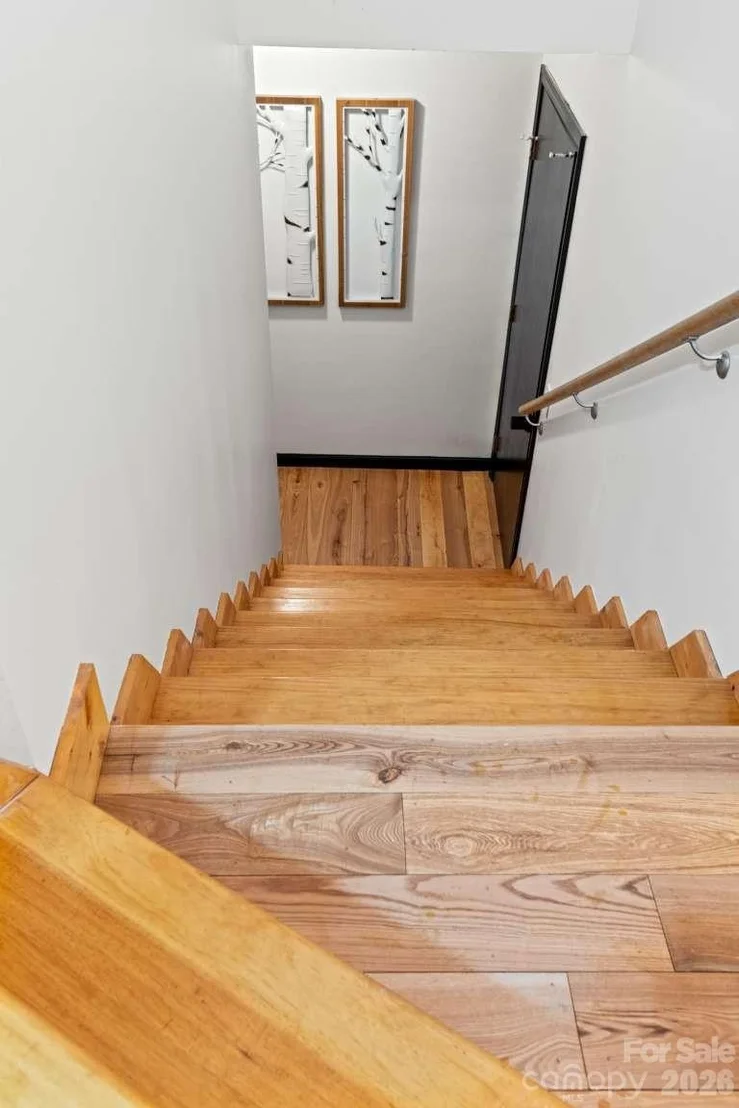 Photo of 19 Holly Crest Lane
