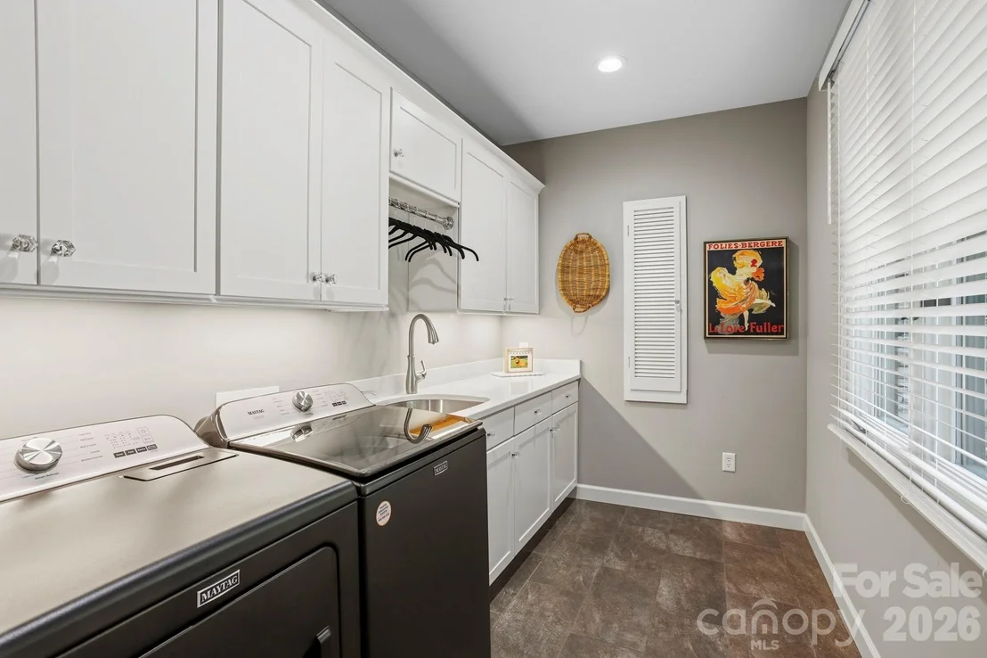 Photo of 308 Kenmure Drive