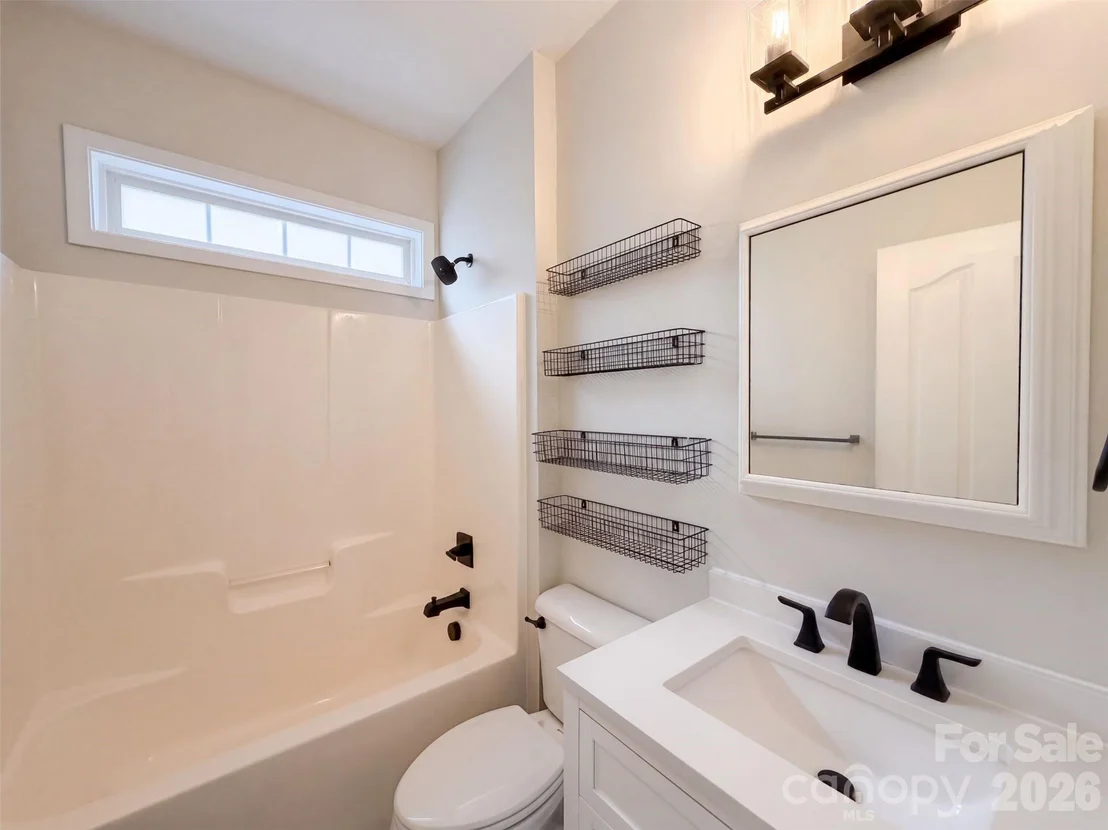 Photo of 821 Pinkney Place