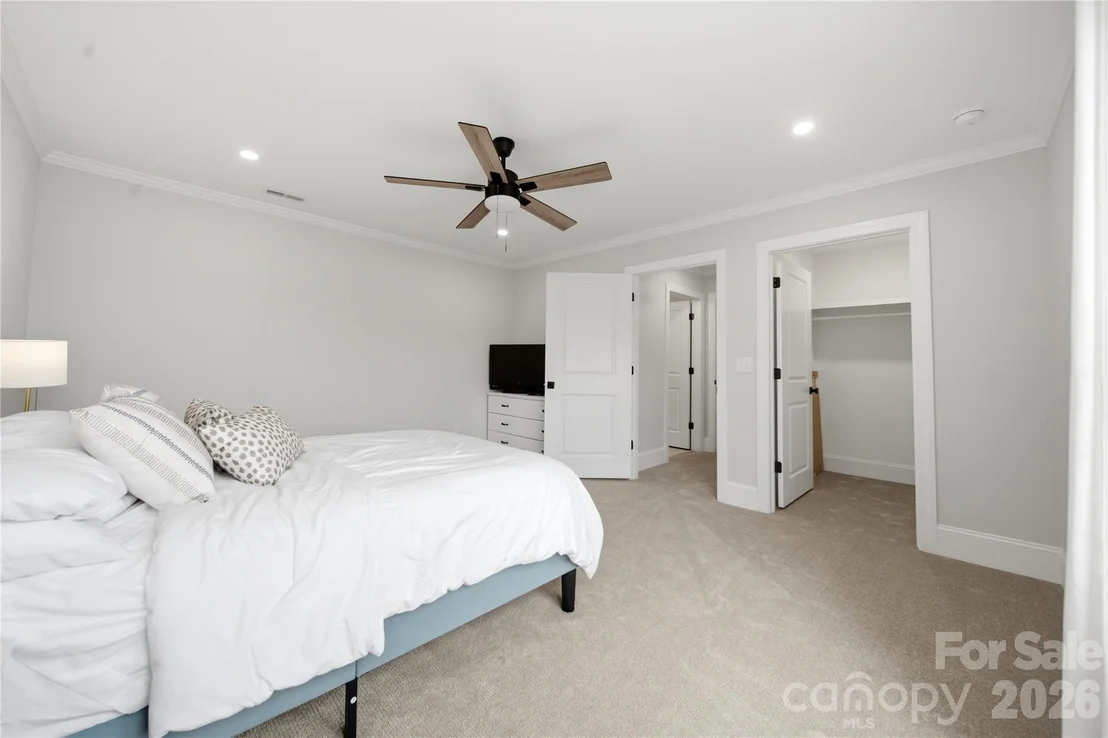 Photo of 531 Buckview Lane
