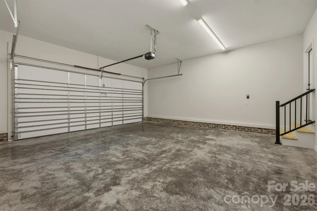 Photo of 107 Meadow View Street