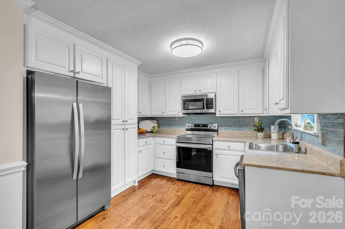 Photo of 103 Forest Avenue