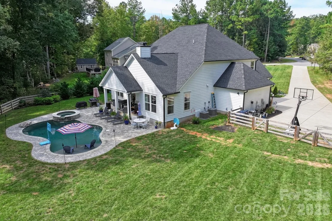 Photo of 1796 Cranwell Drive