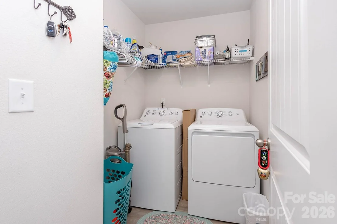 Photo of 410 Apex Circle