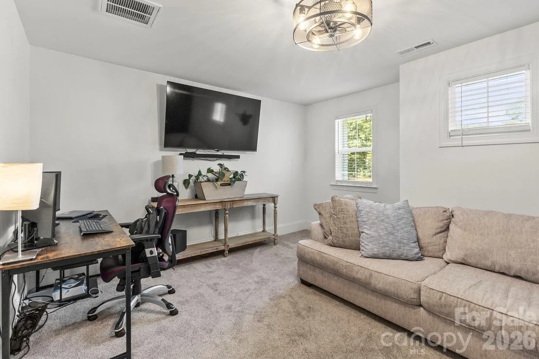 Photo of 1796 Cranwell Drive