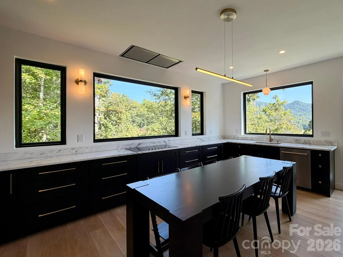 Photo of 70 Knobby Lane