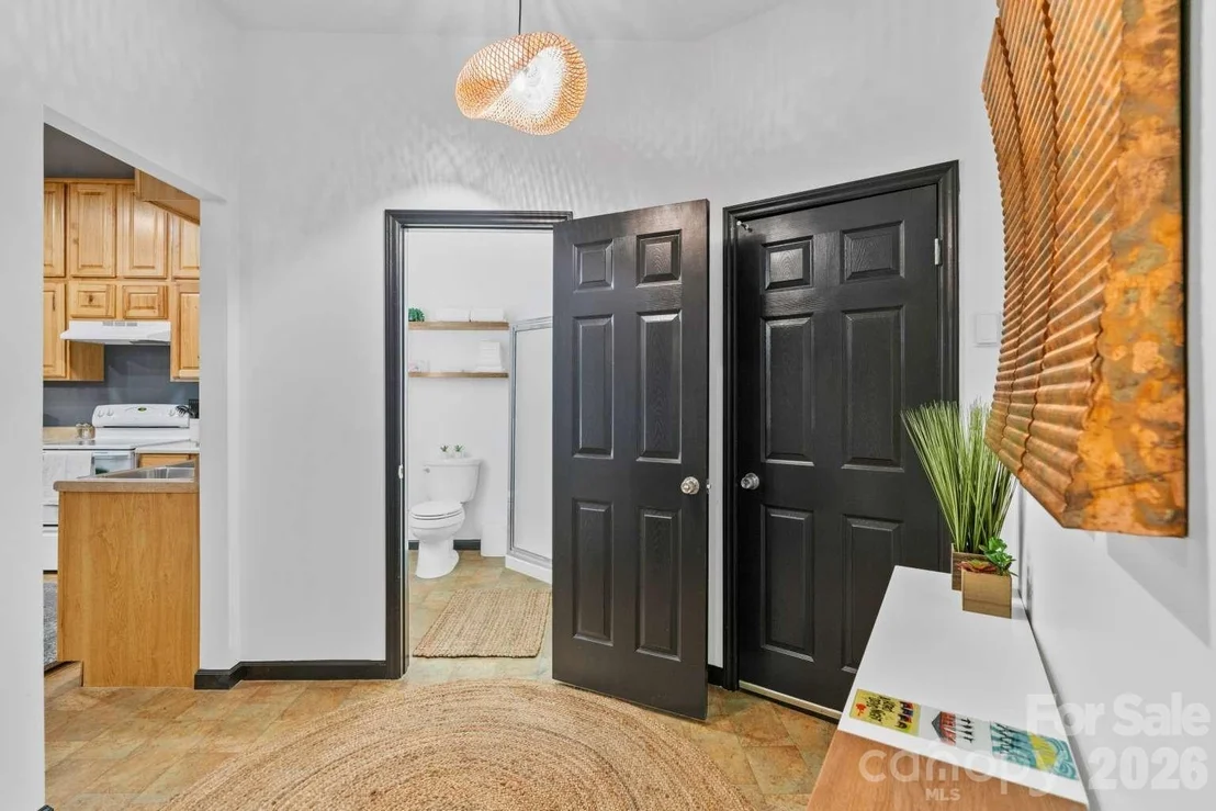 Photo of 19 Holly Crest Lane