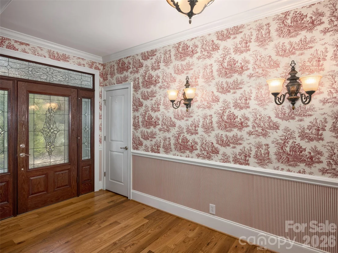 Photo of 620 N Highland Road