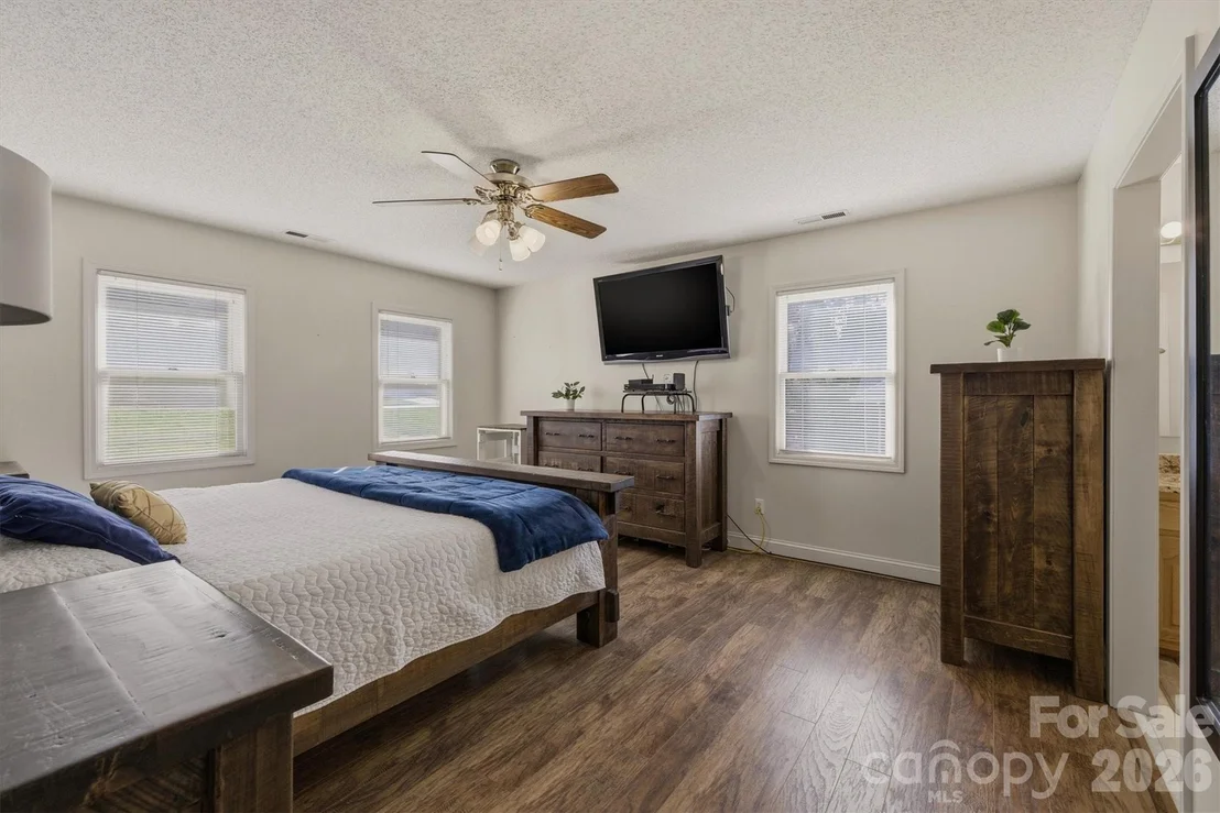 Photo of 46 Mariners Point Lane