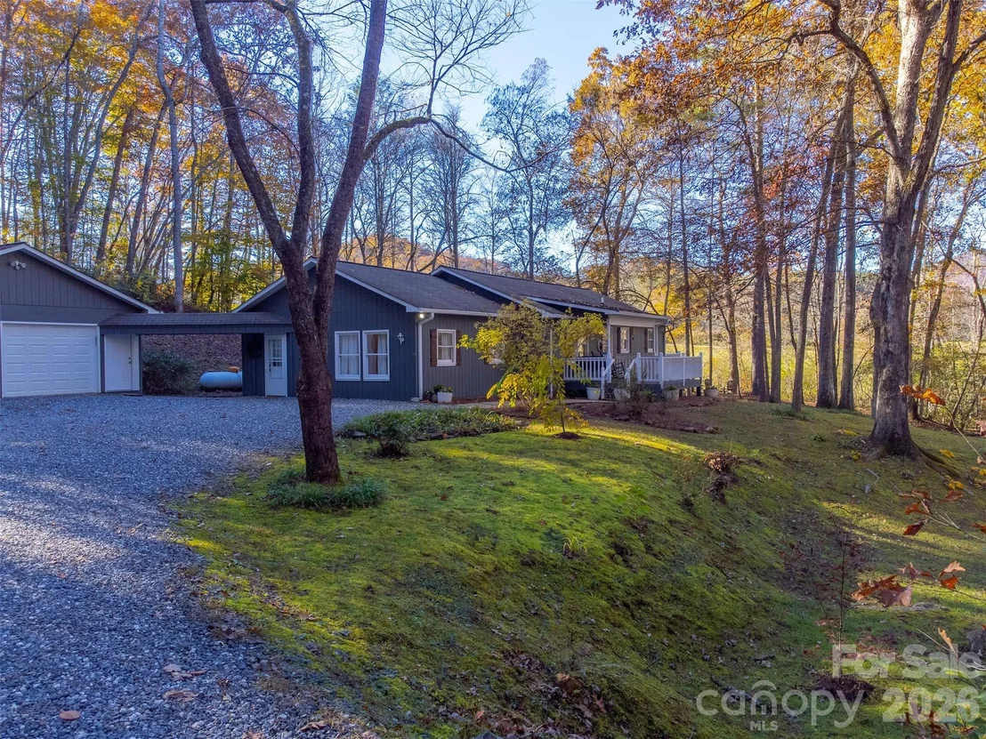 Photo of 115 Indian Trail