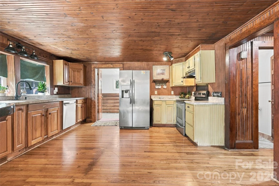 Photo of 114 Beacon Hill Road
