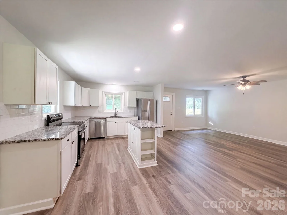 Photo of 131 Highland Point Avenue