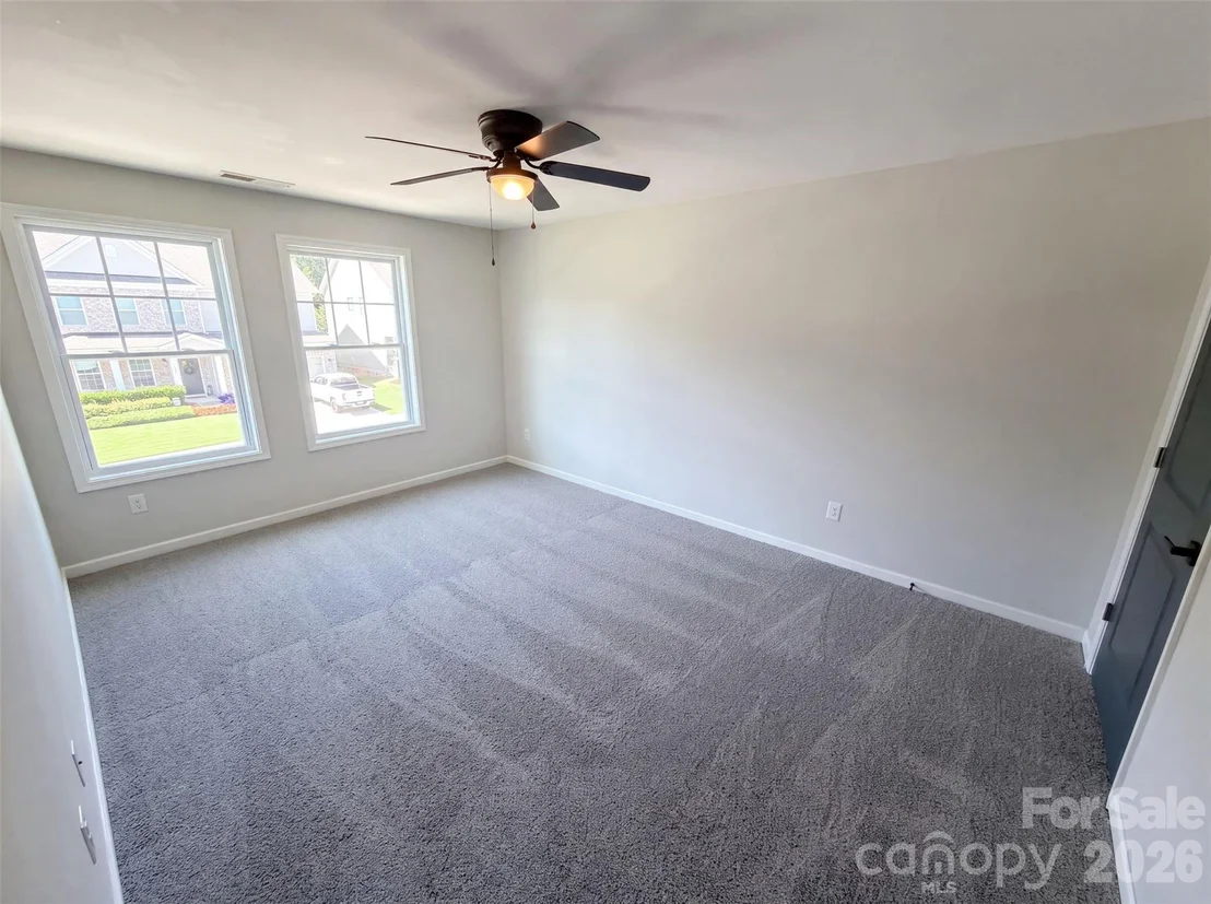 Photo of 7020 Chrysanthemum Road