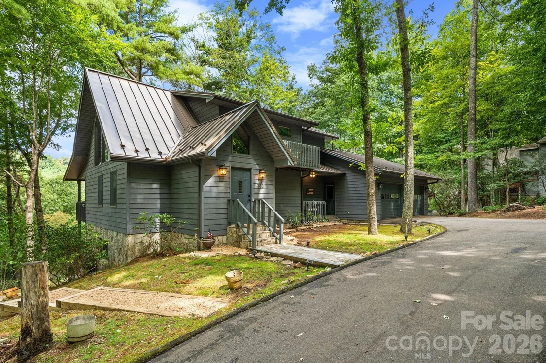 Photo of 383 Bear Ridge Trail