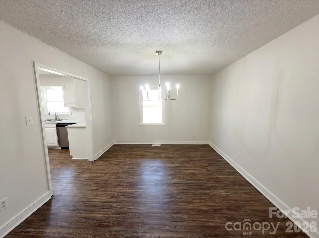 Photo of 16138 Substation Road