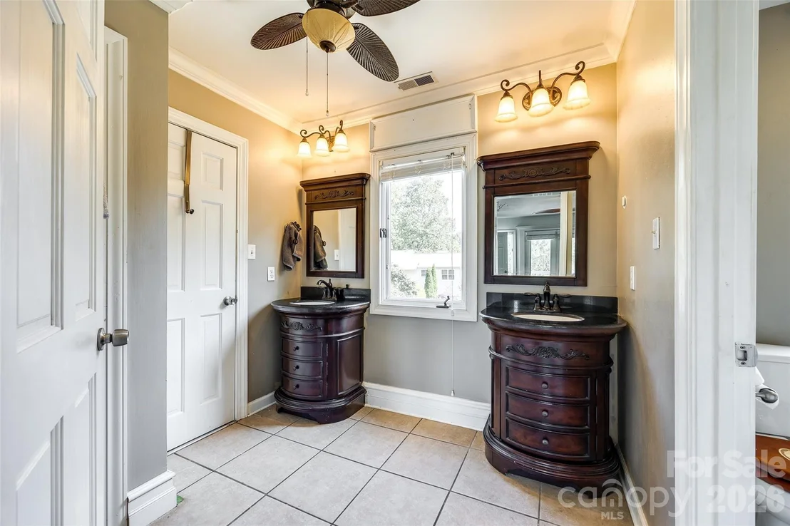 Photo of 1088 Palmyra Drive