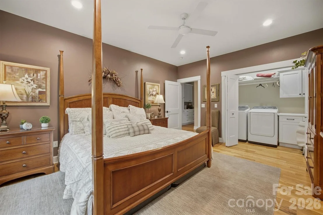 Photo of 124 Beechmont Drive
