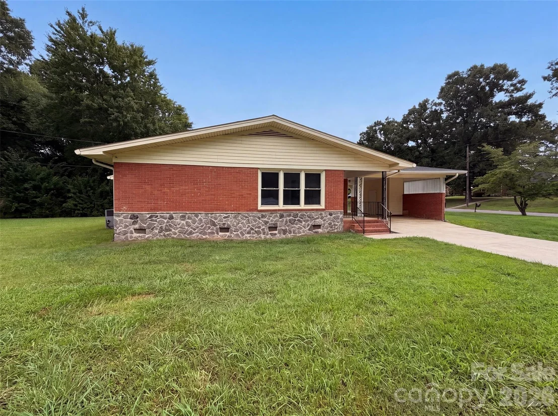 Photo of 1951 Taylor Drive