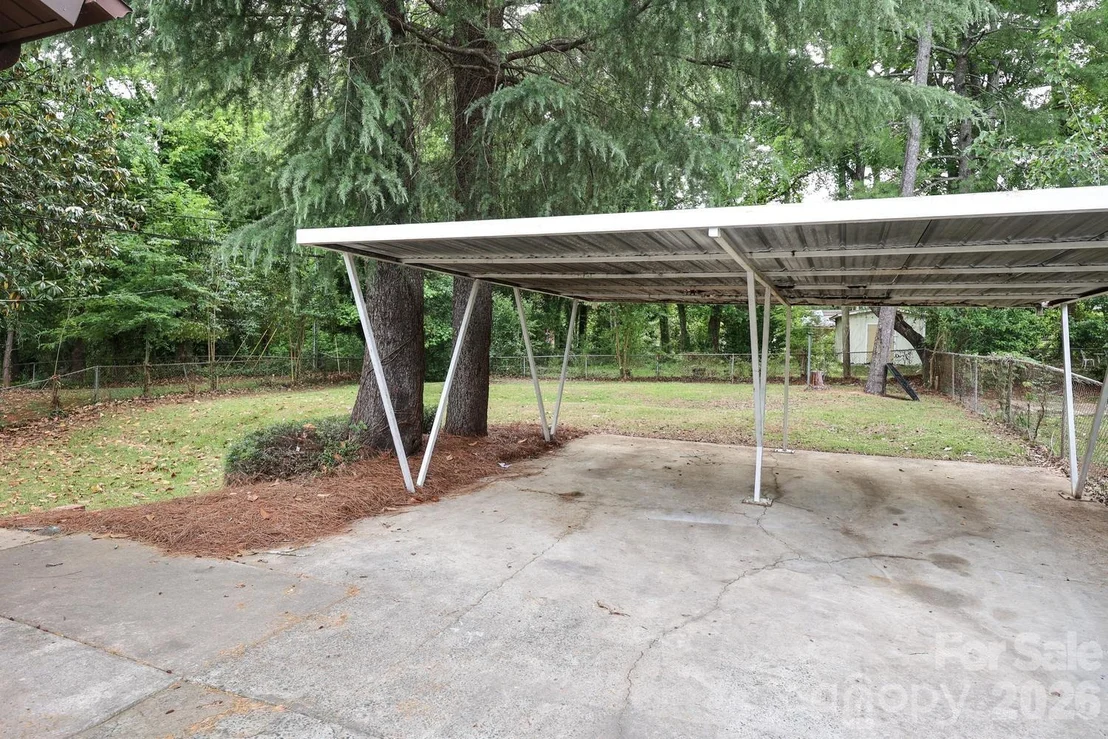 Photo of 5001 Springview Road
