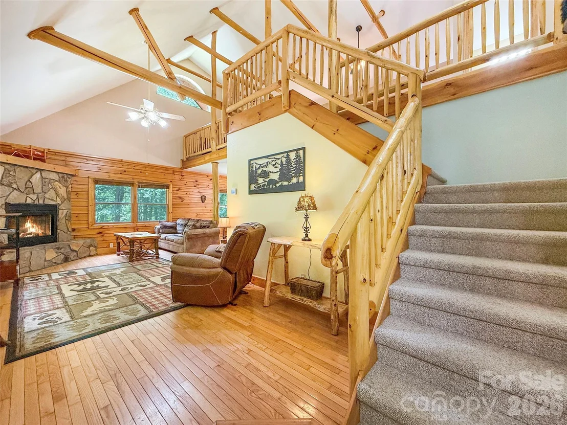 Photo of 321 Grays Shadow Lane