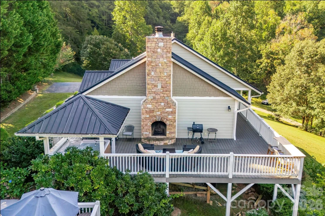 Photo of 29 Miranda Knoll