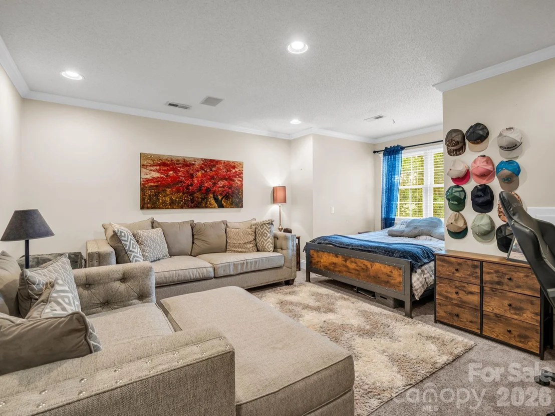 Photo of 101 Spindle Drive