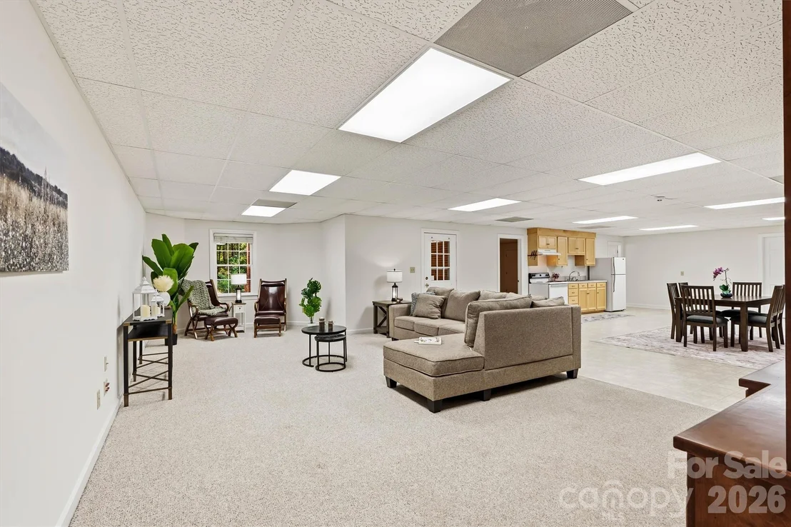 Photo of 675 Heather Drive