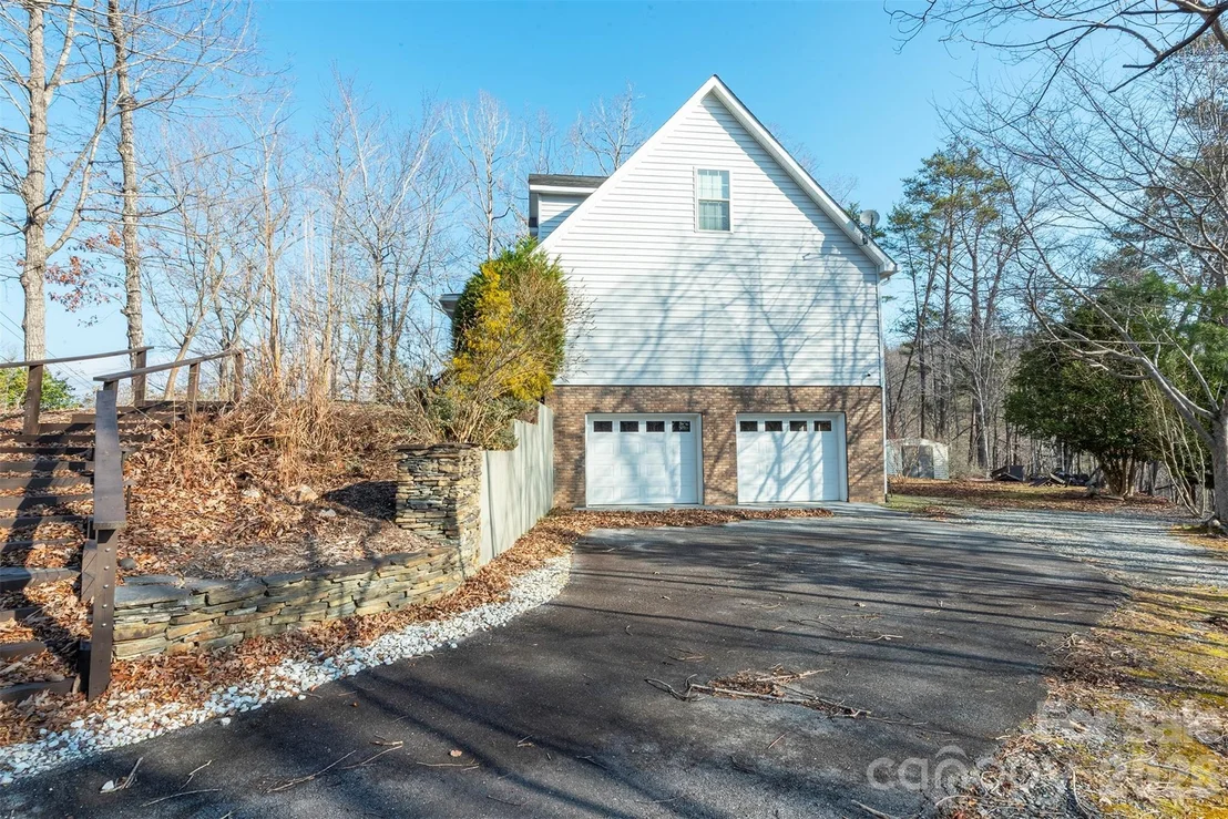 Photo of 192 Buzzards Place