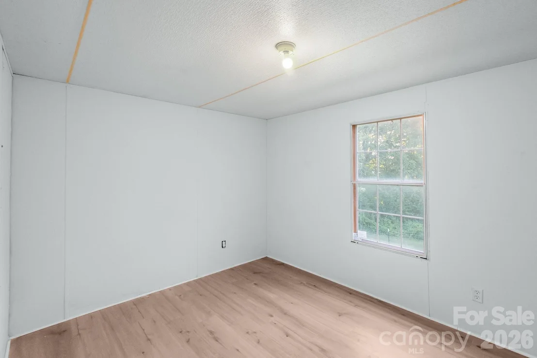 Photo of 185 Coot Sistare Road