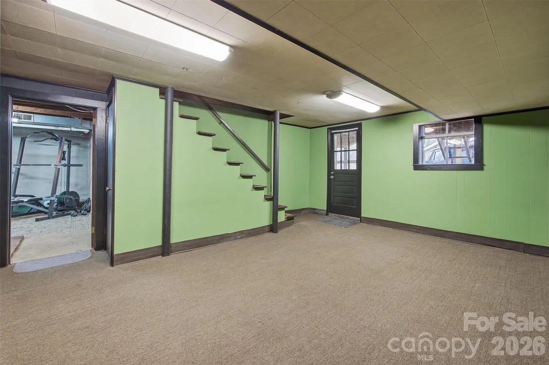 Photo of 44 Forest Avenue