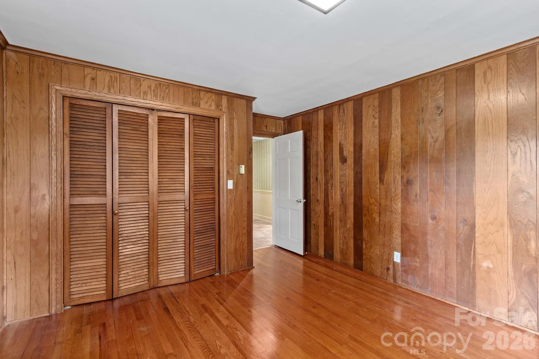 Photo of 875 Bonanza Drive