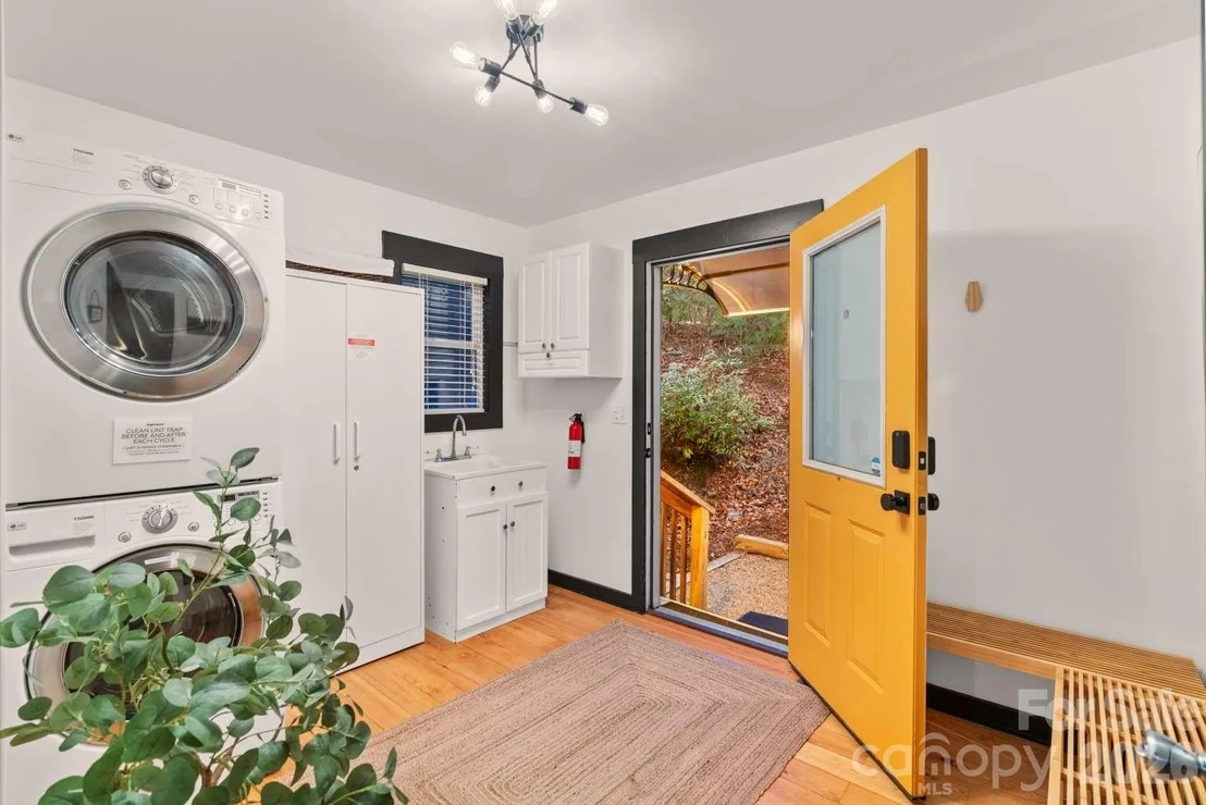 Photo of 19 Holly Crest Lane