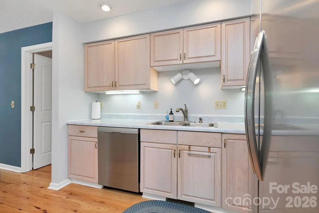 Photo of 542 Soquili Drive