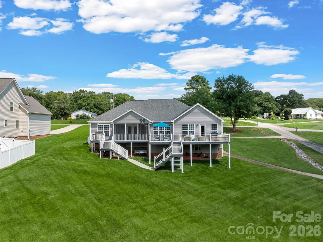 Photo of 105 Michelle Drive