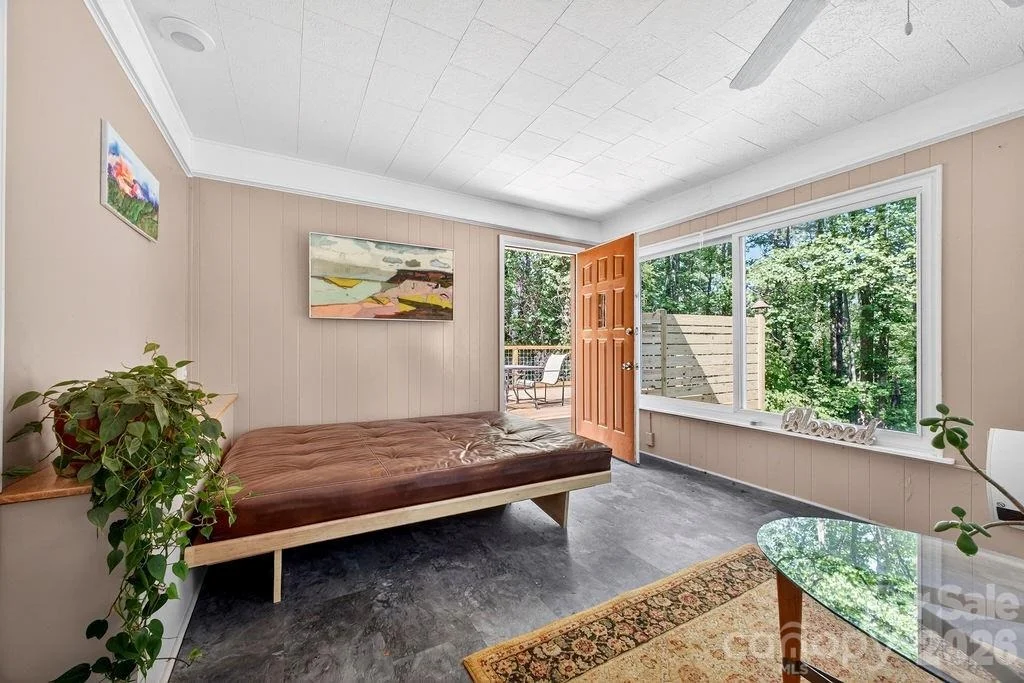 Photo of 147 Longview Drive