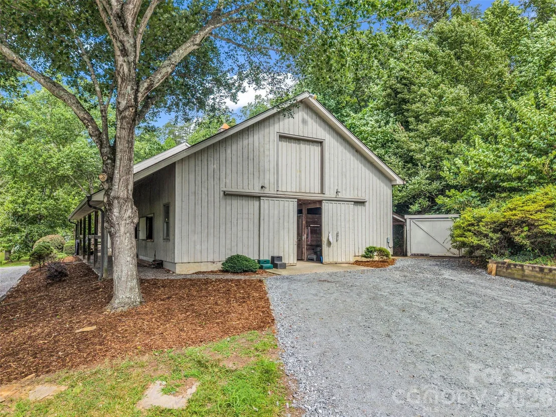 Photo of 1870 Palmer Road