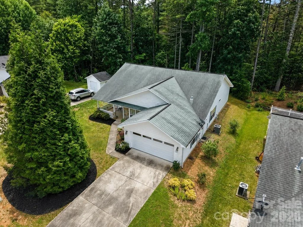 Photo of 17 Coventry Circle E