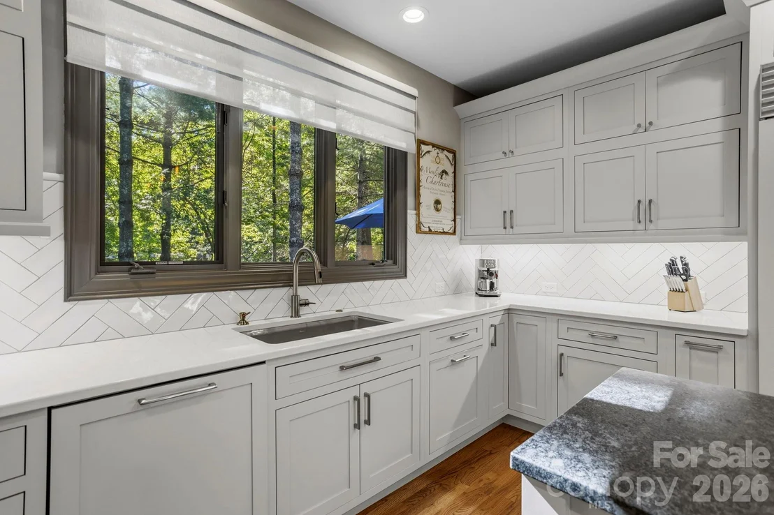Photo of 308 Kenmure Drive