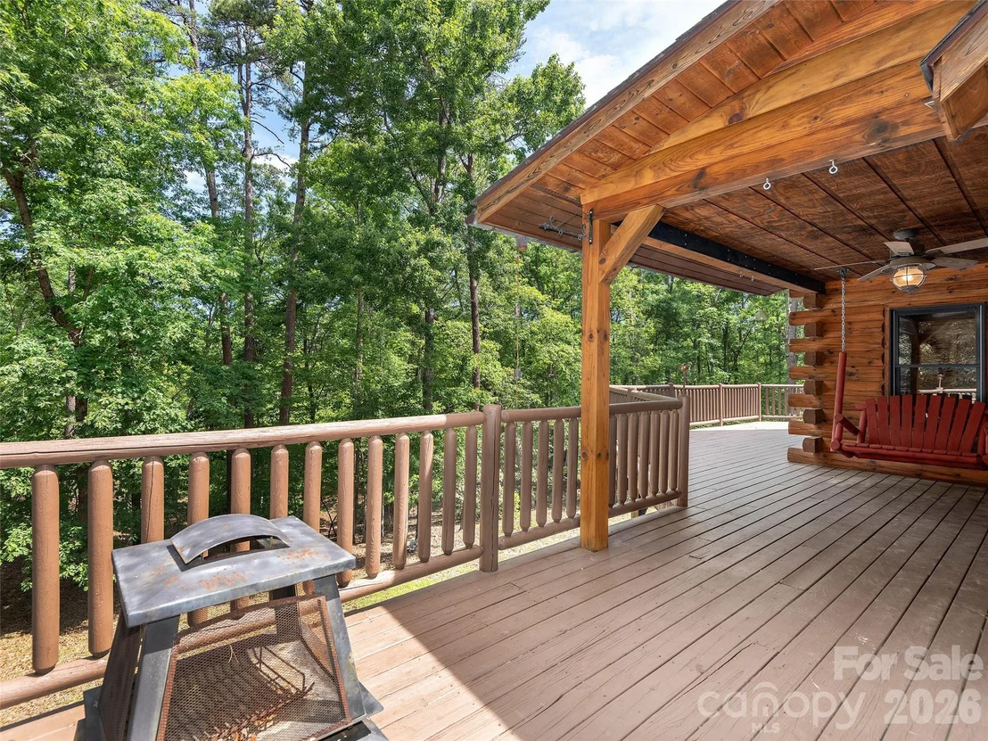 Photo of 413 Green Hills Road