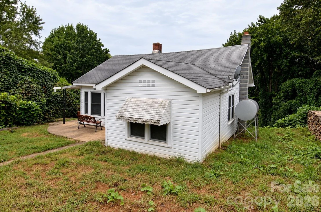 Photo of 440 Hillcrest Drive