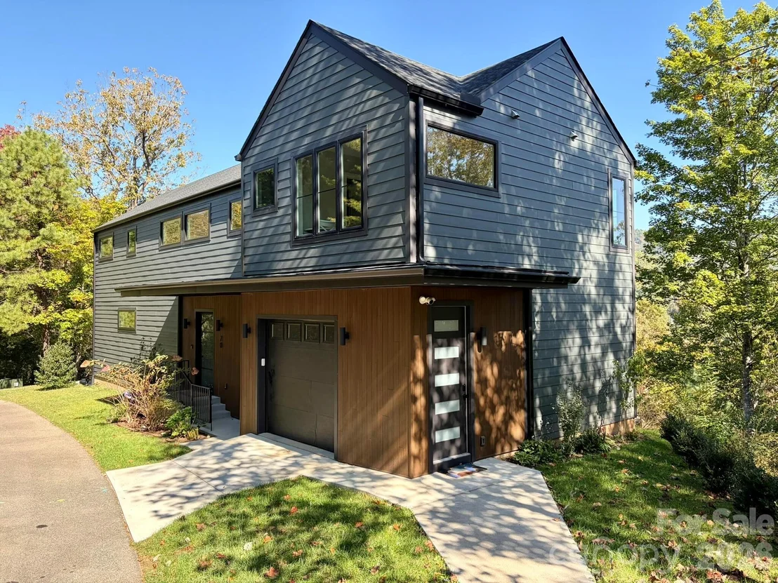 Photo of 70 Knobby Lane