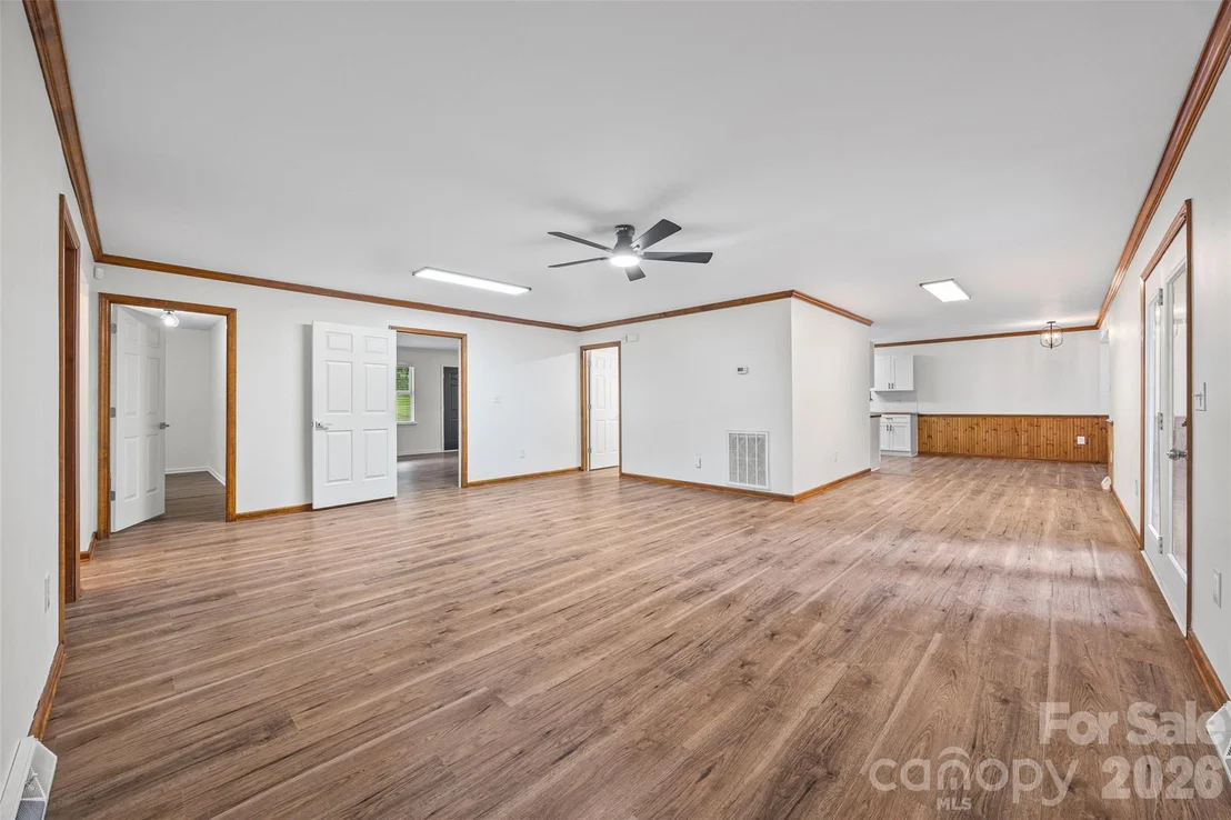Photo of 281 Schoolside Drive