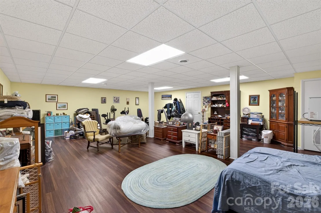 Photo of 341 Ridings Road