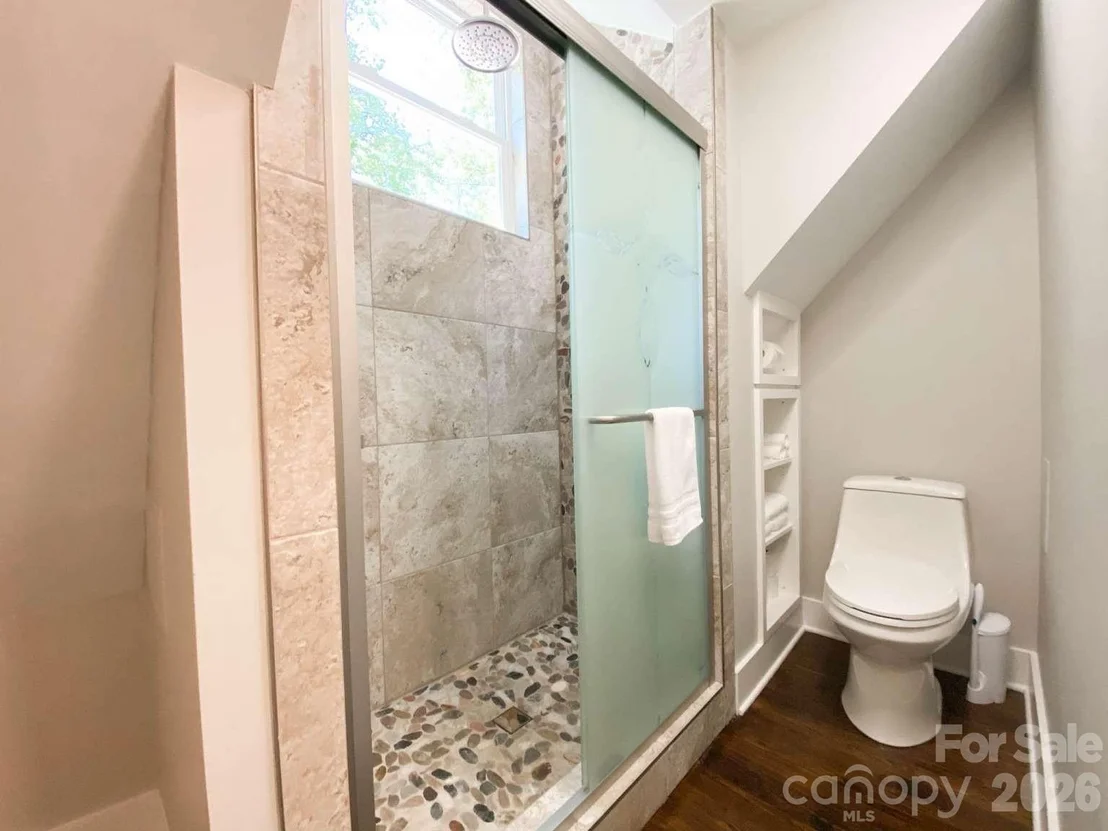 Photo of 141 Carnegie Road